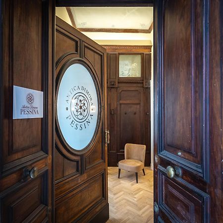 Antica Dimora Pessina Hotel เนเปิลส์ ภายนอก รูปภาพ